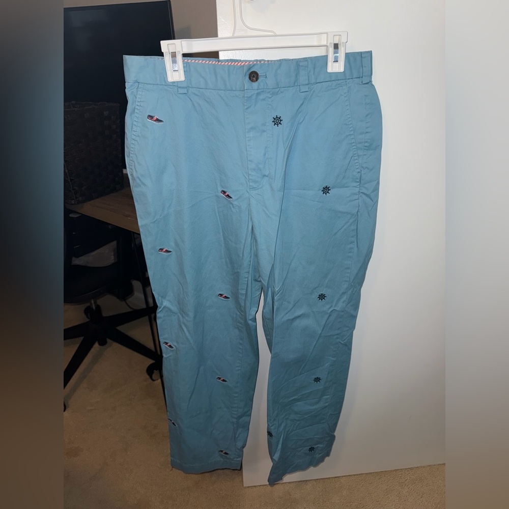 Brooks Brothers Blue Chino with preppy summer fun Embroidery W/34 L/30